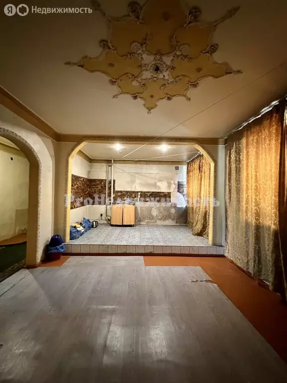 2-комнатная квартира: Кызыл, улица Дружбы, 3А (50 м) - Фото 0
