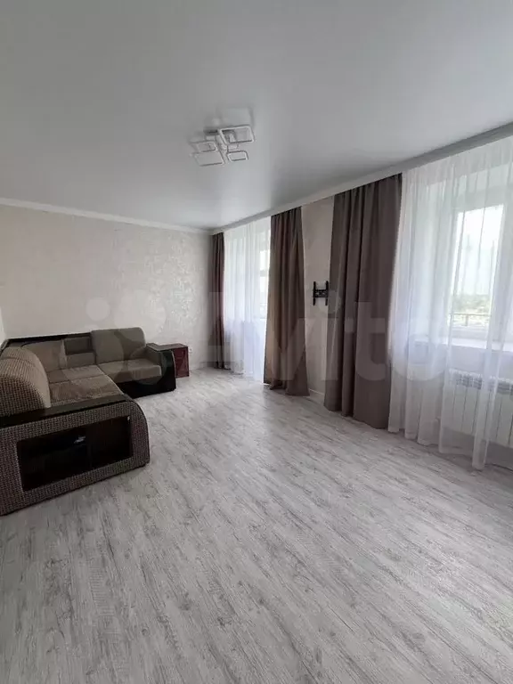 2-к. квартира, 70 м, 5/9 эт. - Фото 0