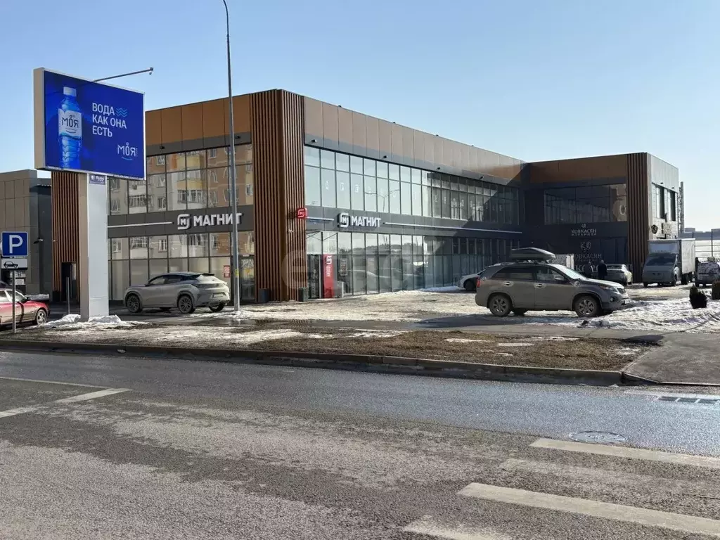 Помещение свободного назначения в Тюменская область, Тюмень ул. ... - Фото 1