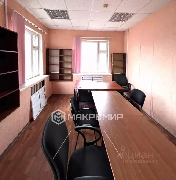 Офис в Орловская область, Орел Линейная ул., 143 (20 м) - Фото 1