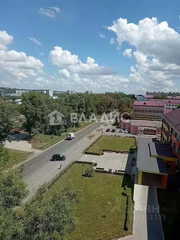 2-к кв. Алтайский край, Бийск ул. Вали Максимовой, 17 (48.0 м) - Фото 0