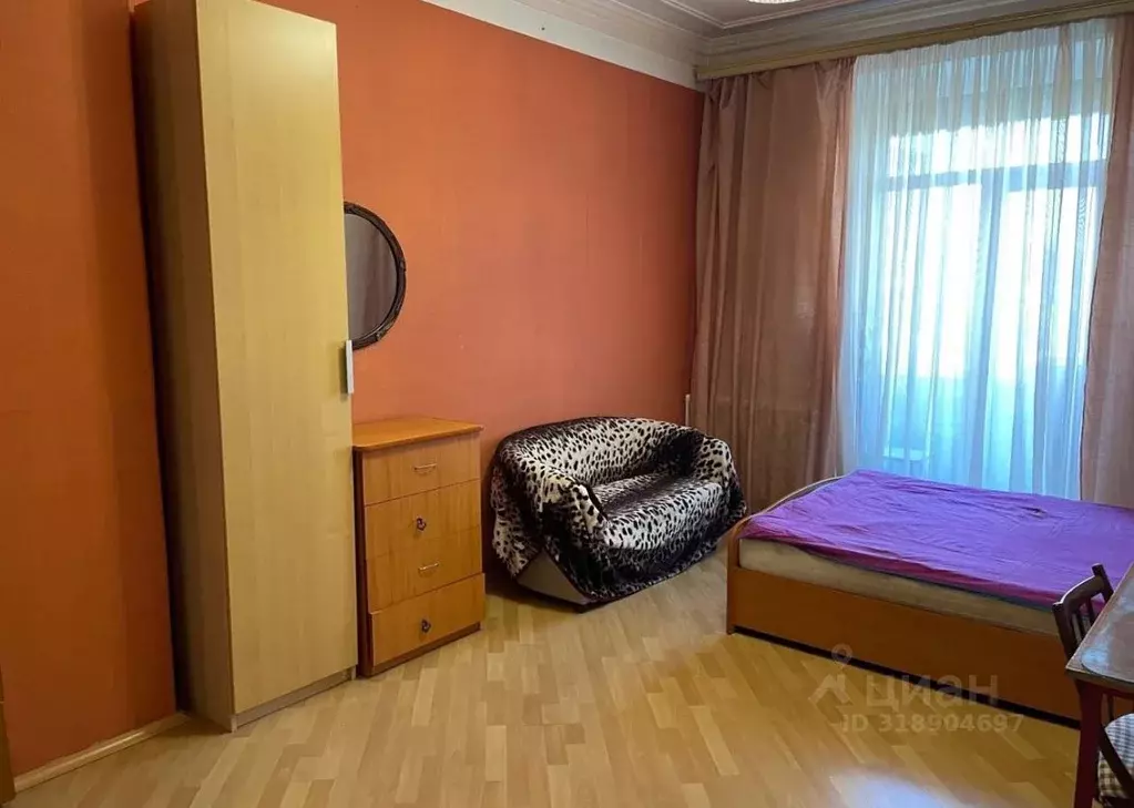 Комната Свердловская область, Екатеринбург ул. Малышева, 76 - Фото 1