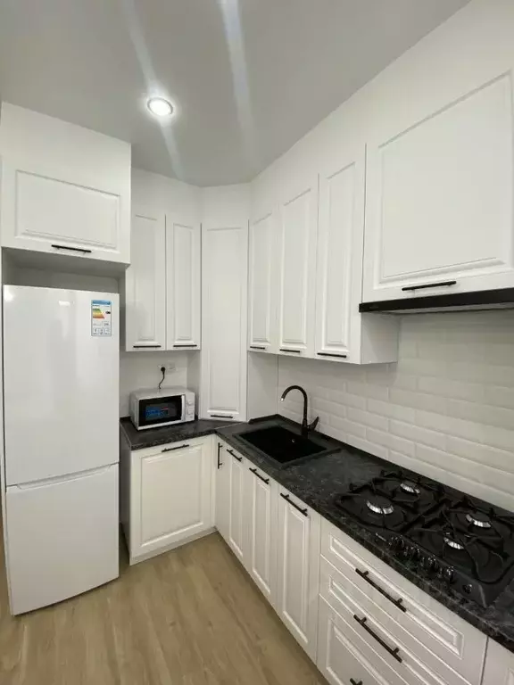 1-к кв. Ставропольский край, Пятигорск ул. Адмиральского, 1А (37.0 м) - Фото 1