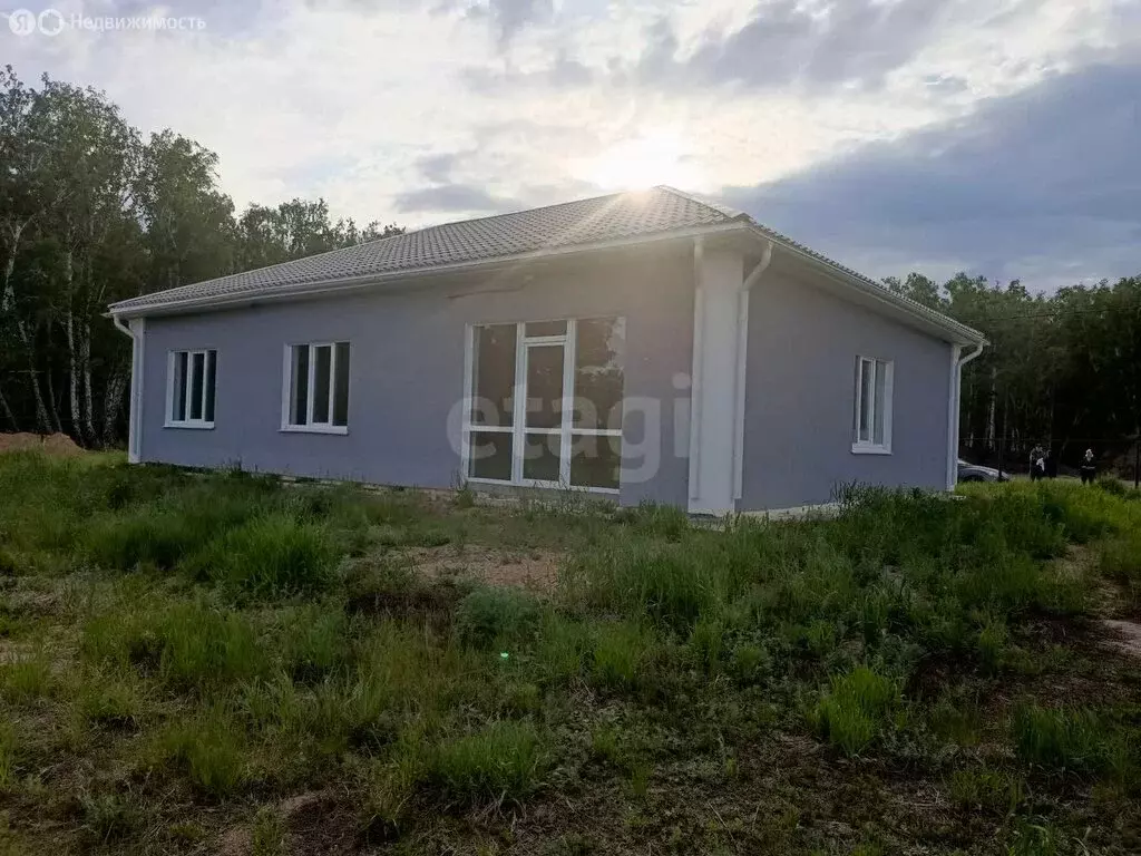 Дом в село Розовка, коттеджный посёлок Розовка Хутор, Светлая улица ... - Фото 0