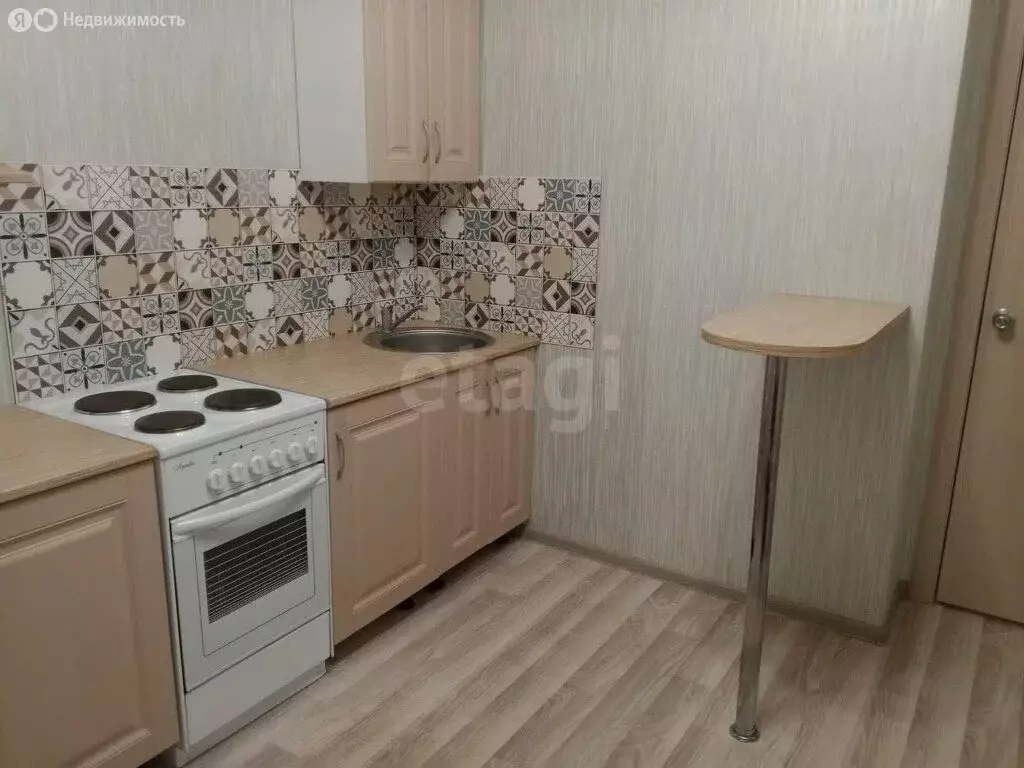 2-комнатная квартира: Пермь, Стахановская улица, 1А (42 м) - Фото 0
