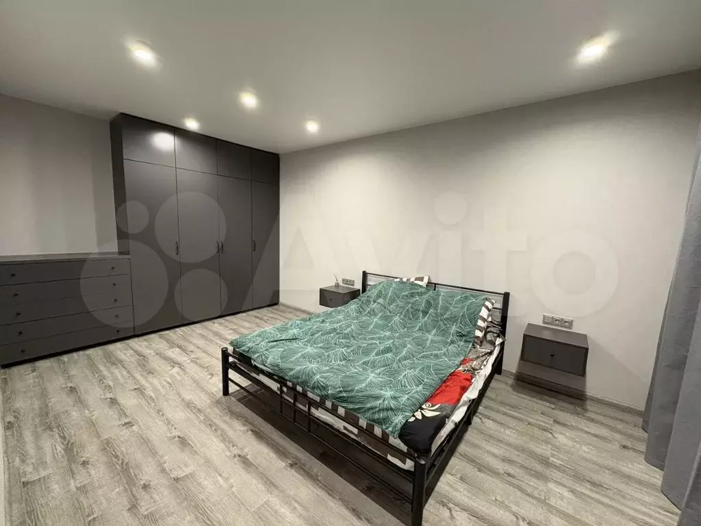 2-к. квартира, 65 м, 1/1 эт. - Фото 1