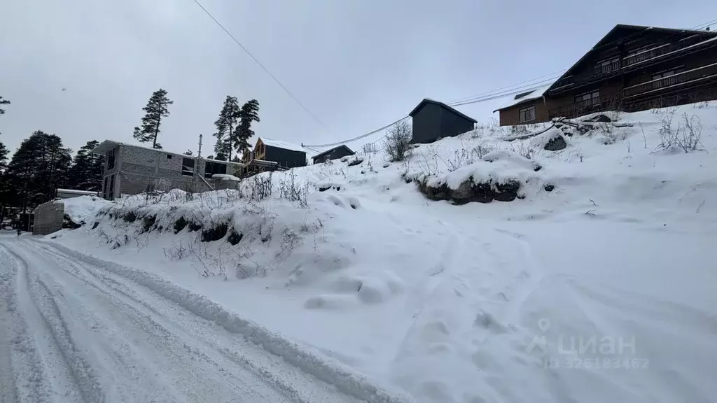 Участок в Карачаево-Черкесия, Зеленчукский район, с. Архыз ул. Мира ... - Фото 1