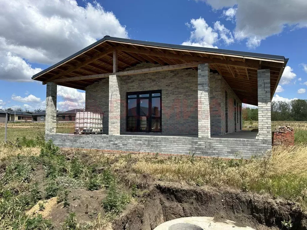 Дом в Ростовская область, Мясниковский район, Краснокрымское с/пос, ... - Фото 1