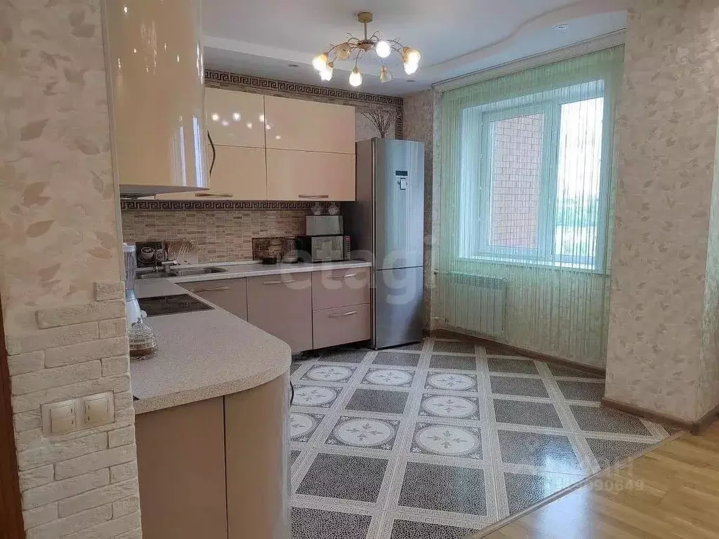 3-к кв. Новосибирская область, Новосибирск Стартовая ул., 1 (70.0 м) - Фото 0