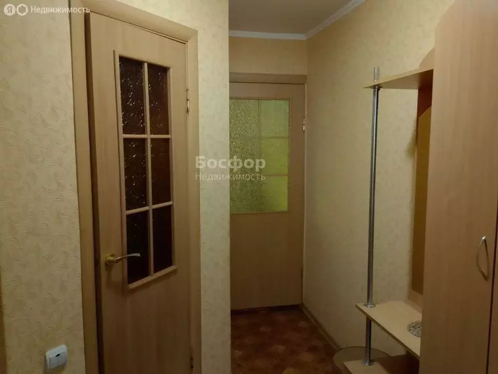 3-комнатная квартира: Кировское, улица Горького, 4 (55.9 м) - Фото 1