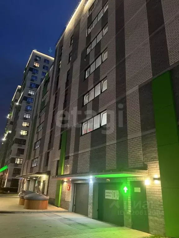 Гараж в Тюменская область, Тюмень ул. Первооткрывателей, 12 (13 м) - Фото 0