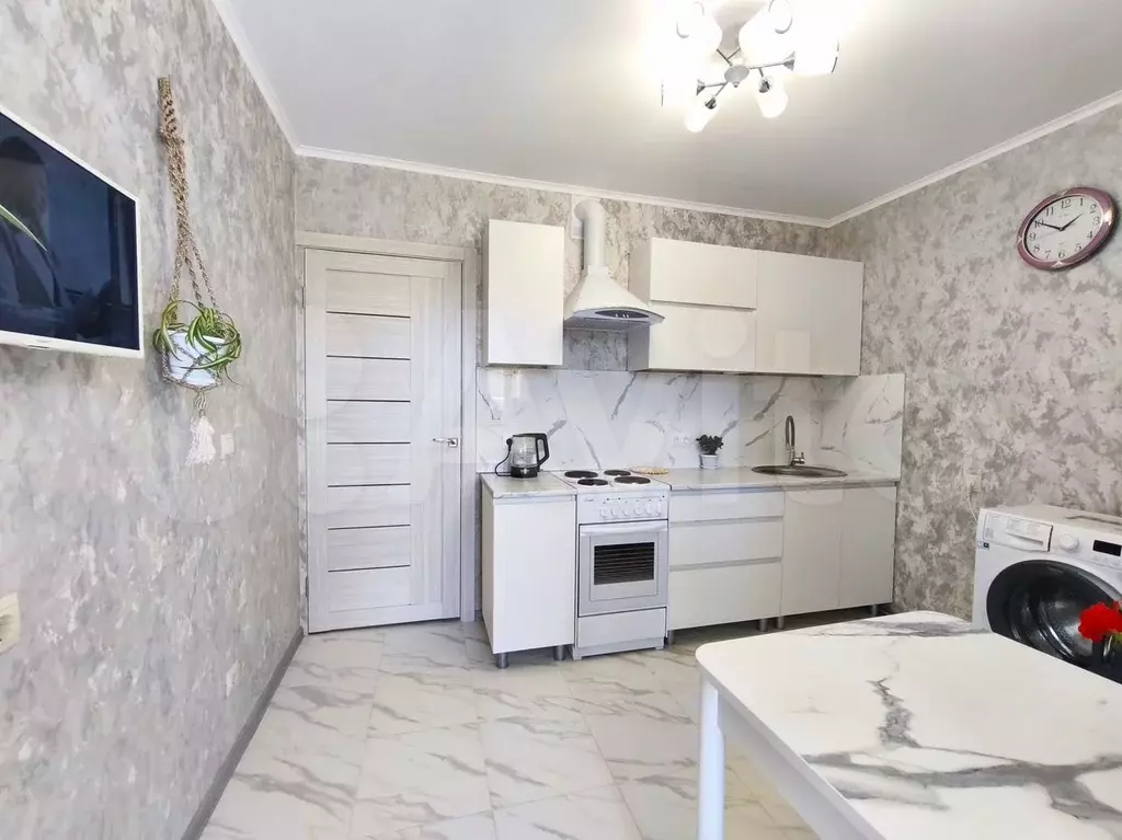 1-к. квартира, 41 м, 3/16 эт. - Фото 1