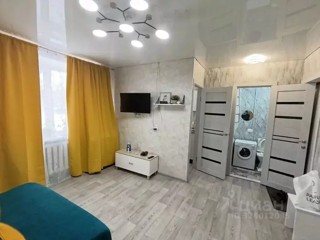 1-к кв. Омская область, Омск Привокзальный мкр, пер. Красный, 3 (24.0 ... - Фото 1