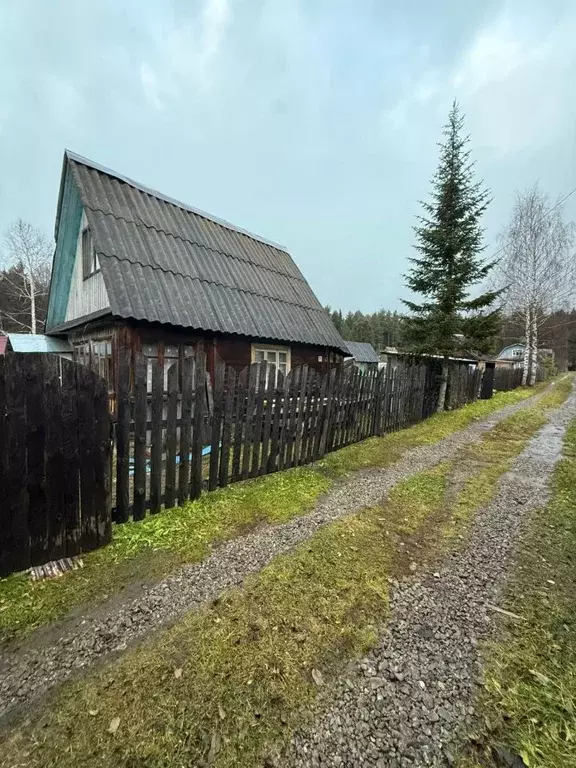 Дом в Кировская область, Кирово-Чепецкий район, Чепецкое с/пос 13 (60 ... - Фото 1