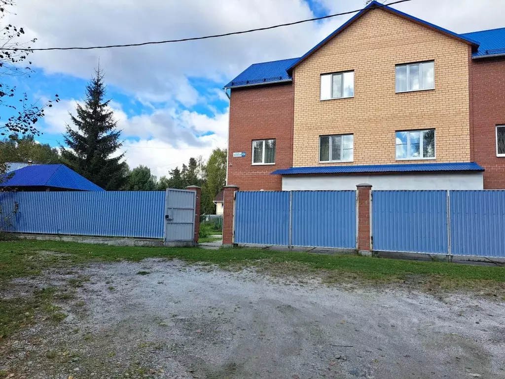 Дом в Свердловская область, Екатеринбург муниципальное образование, ... - Фото 1