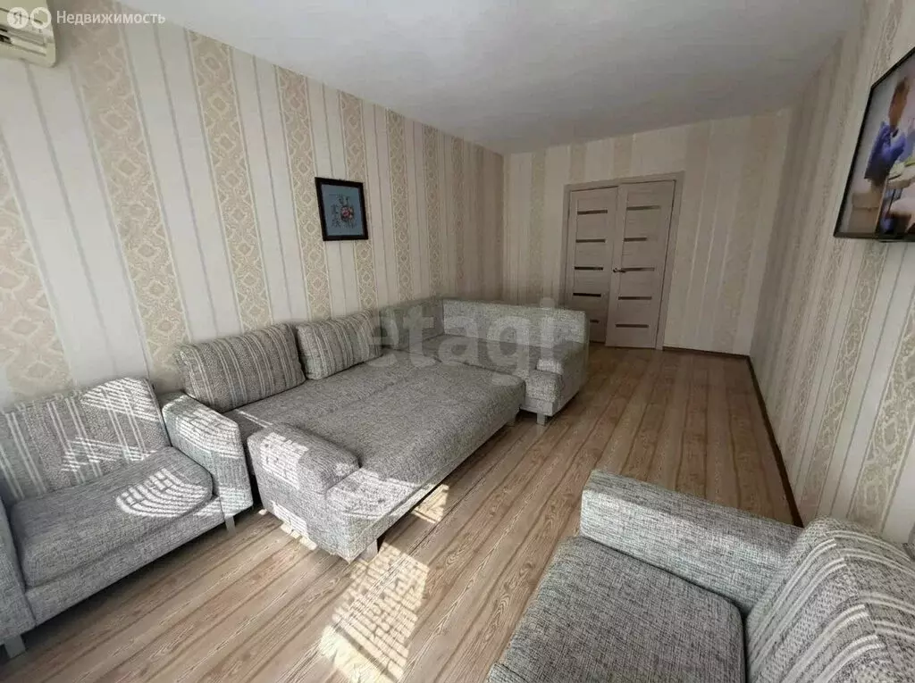 3-комнатная квартира: Элиста, 9-й микрорайон, 1к1 (67.1 м) - Фото 1