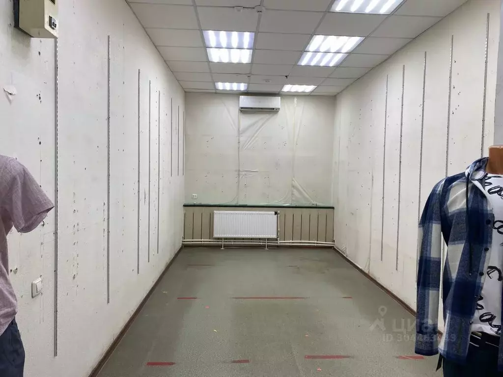 Торговая площадь в Удмуртия, Ижевск ул. Карла Маркса, 1 (40 м) - Фото 1