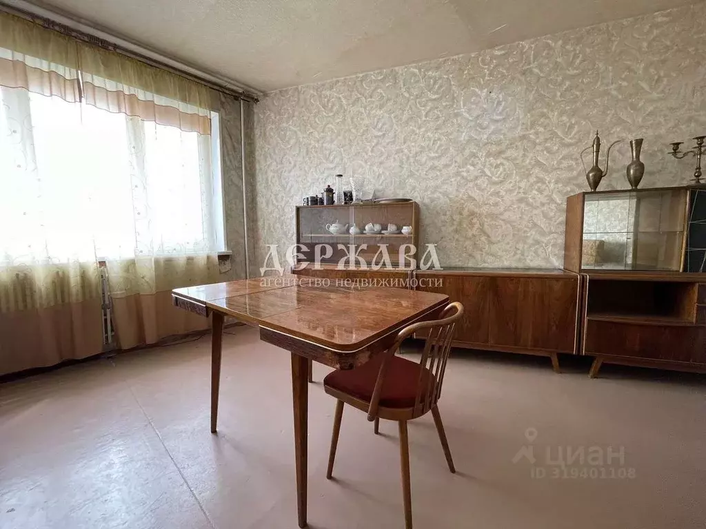 4-к кв. Белгородская область, Старый Оскол Лесной мкр, 17 (71.0 м) - Фото 0