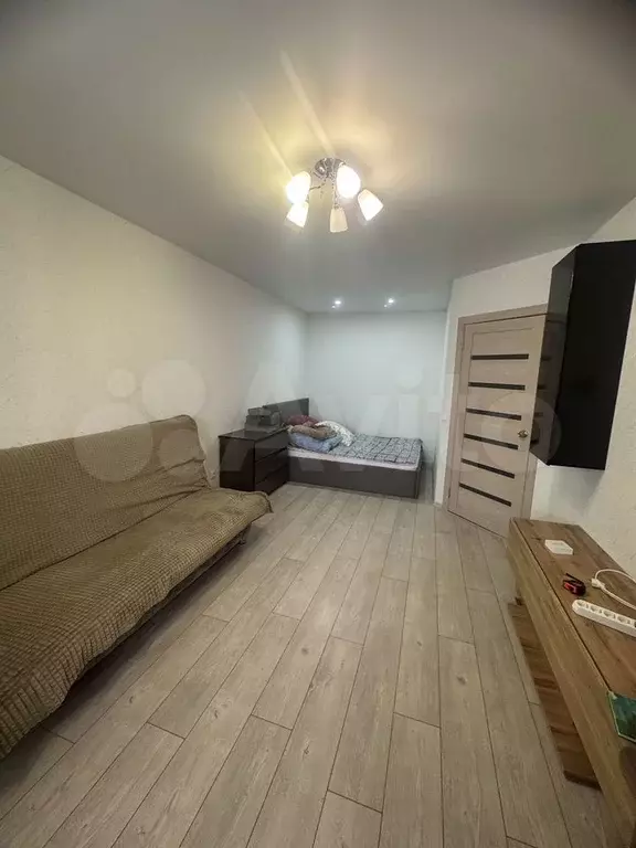 1-к. квартира, 39 м, 1/9 эт. - Фото 1