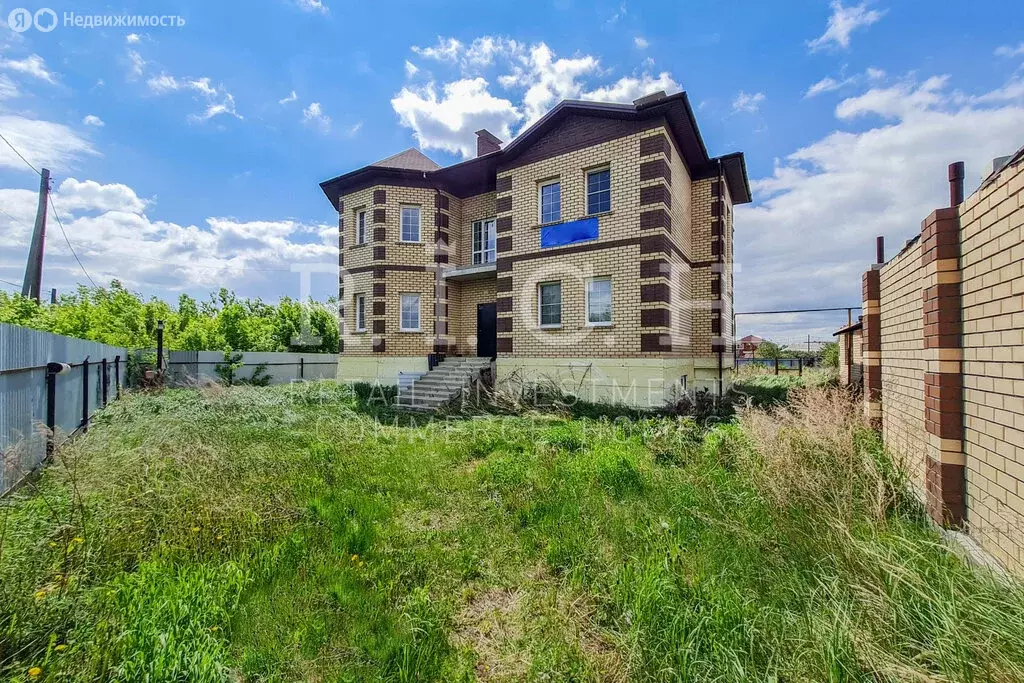 Дом в посёлок Лазурный, Дорожная улица, 5 (425 м) - Фото 0