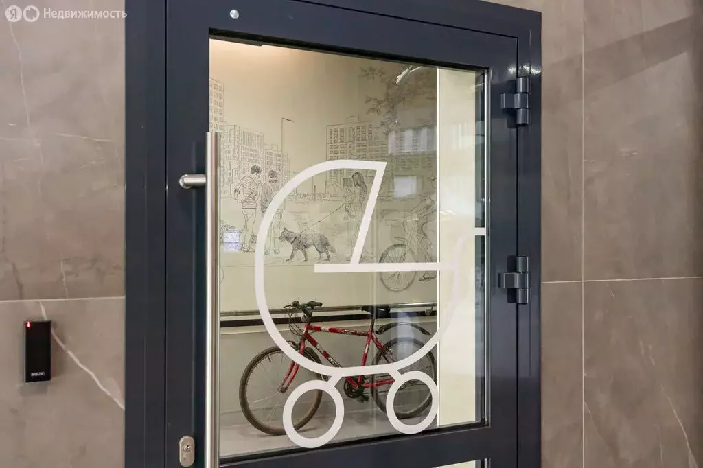 2-комнатная квартира: деревня Патрушева, улица Петра Ершова, 14 (81.3 ... - Фото 2