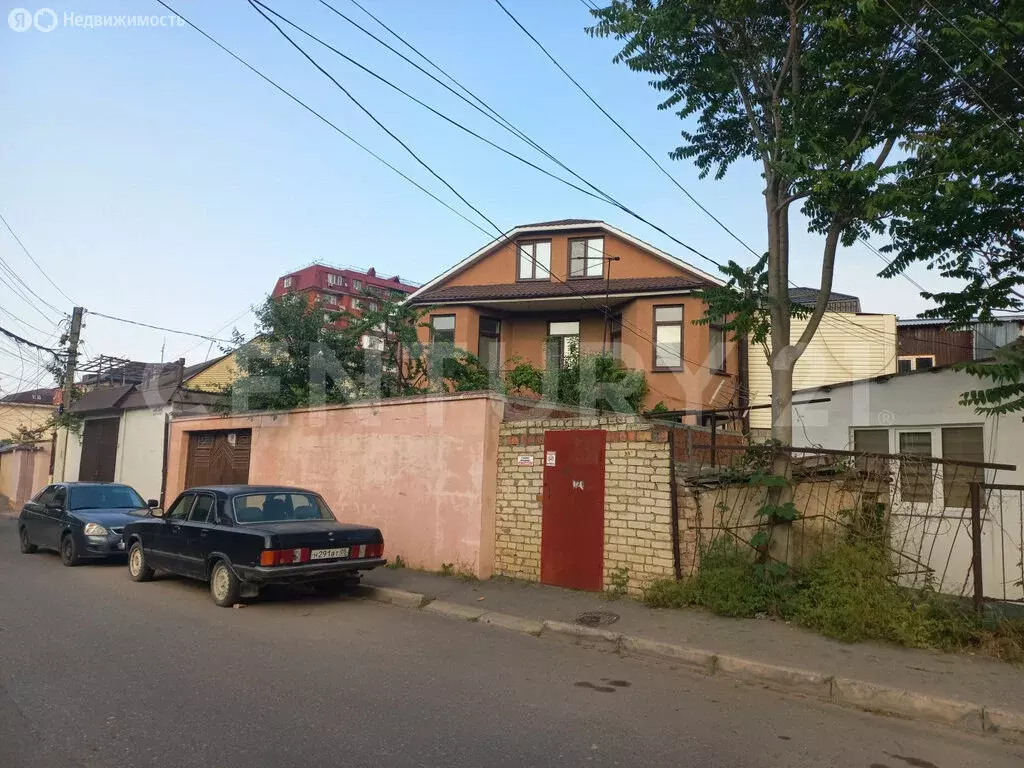 Дом в Махачкала, улица Максима Горького, 93Е (230 м) - Фото 0