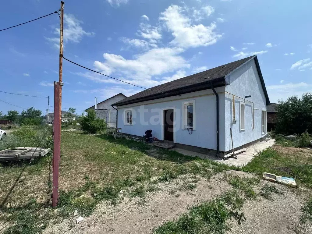 Дом в Саратовская область, Саратов проезд 5-й Малый Клеверный, 7 (101 ... - Фото 0