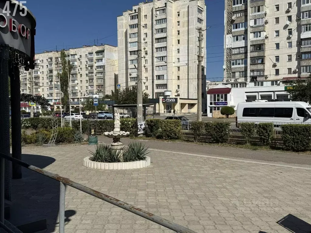 Торговая площадь в Крым, Евпатория просп. Победы, 63А (21 м) - Фото 2
