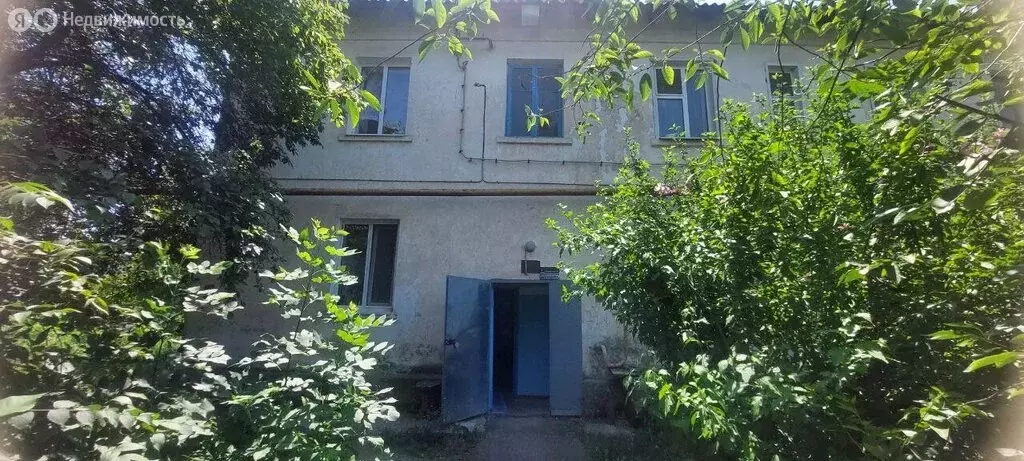 3-комнатная квартира: Афипский, Комсомольская улица, 112 (52 м) - Фото 0