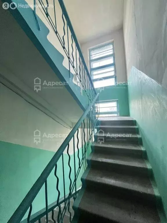 3-комнатная квартира: Волгоград, Академическая улица, 26 (56.4 м) - Фото 1