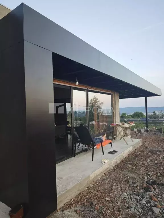 Дом в Кемеровская область, Новокузнецк ул. Кольцова (100 м) - Фото 1