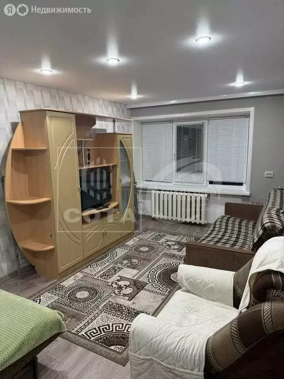 1-комнатная квартира: Россошь, Октябрьская площадь, 134 (49.4 м) - Фото 2