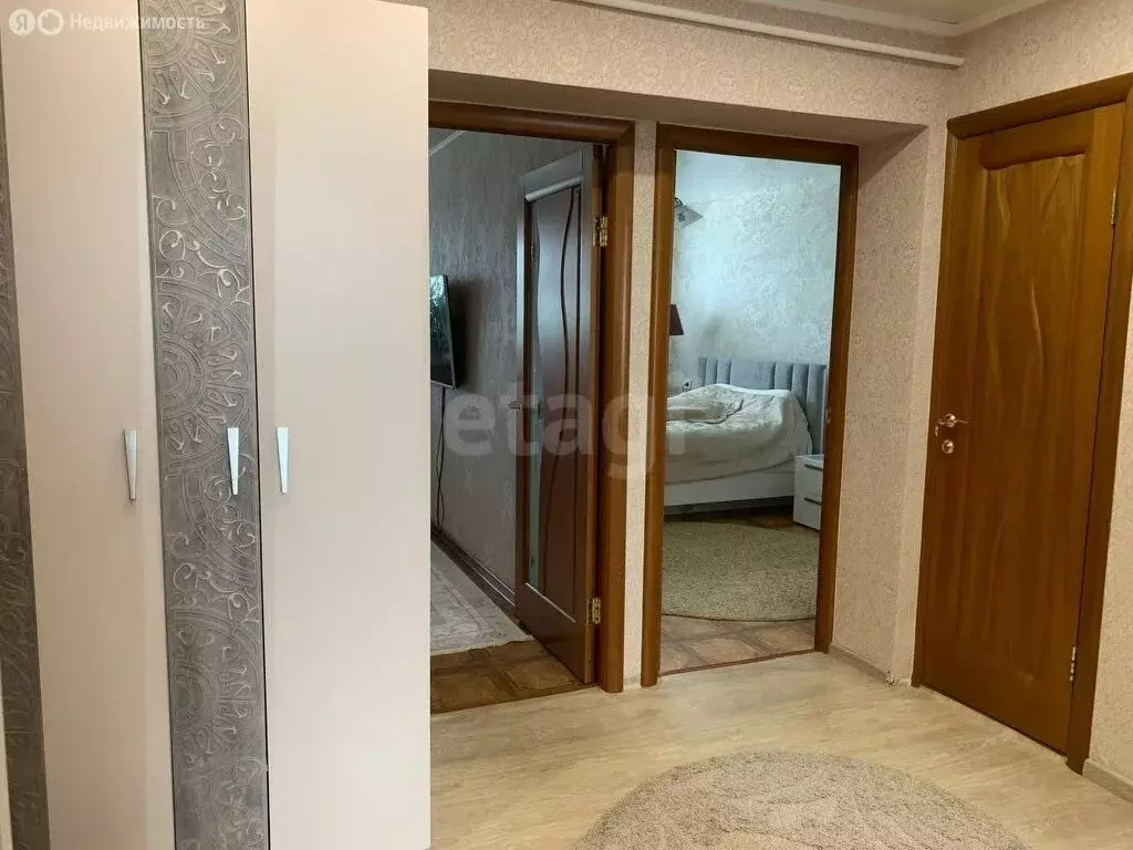 3-комнатная квартира: Ялуторовск, улица Карла Либкнехта, 33 (59.8 м) - Фото 1