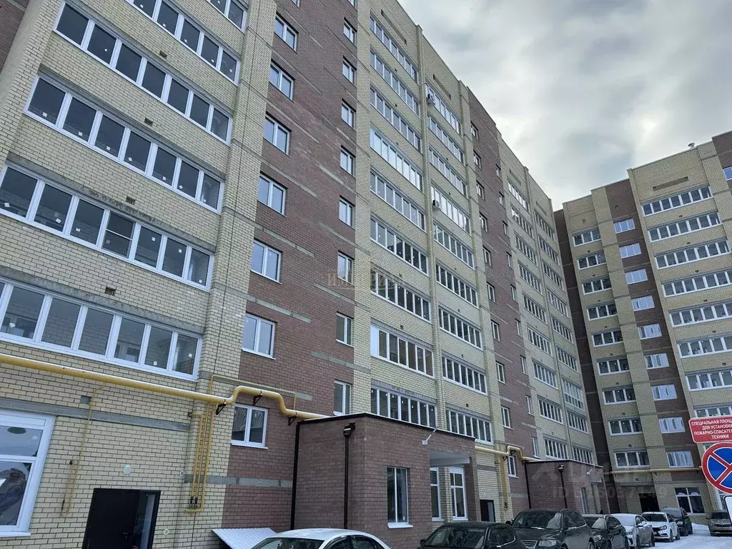 2-к кв. Марий Эл, Йошкар-Ола ул. Дружбы, 111 (81.0 м) - Фото 0