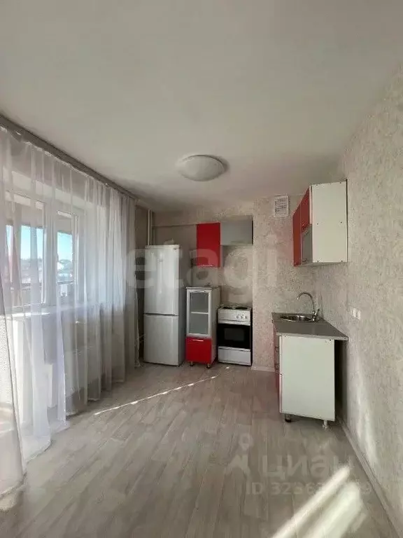 Студия Красноярский край, Красноярск ул. Любы Шевцовой, 84 (33.7 м) - Фото 1