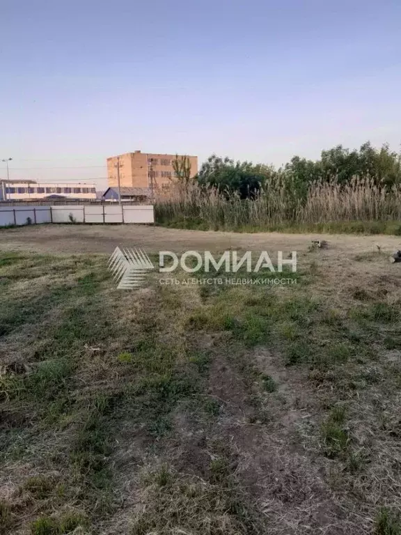 Дом в Ростовская область, Октябрьский район, Красюковская сл. ул. ... - Фото 1