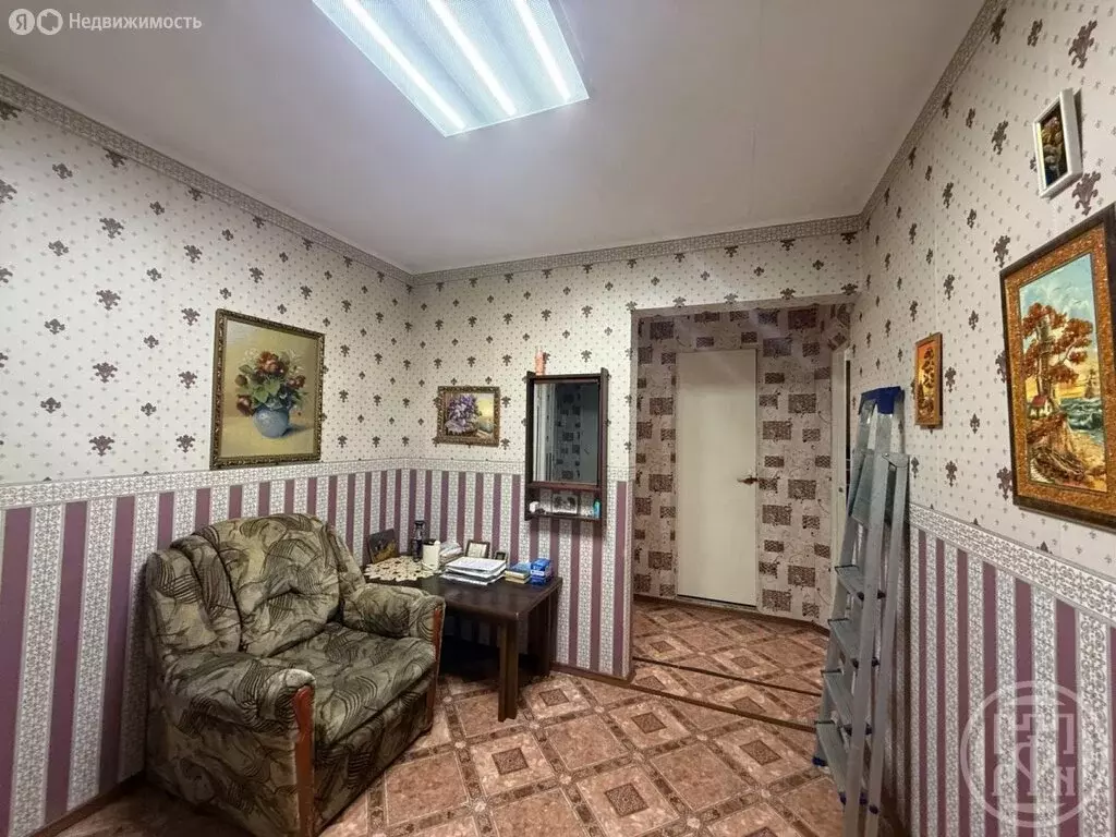 3-комнатная квартира: посёлок Жилгородок, Санинское шоссе, 6 (70.9 м) - Фото 2