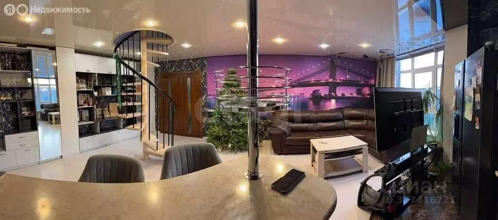 3-комнатная квартира: Пушкин, улица Архитектора Данини, 5 (92 м) - Фото 1