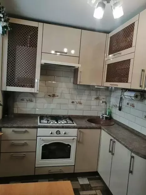 2-к. квартира, 40м, 4/5эт. - Фото 0