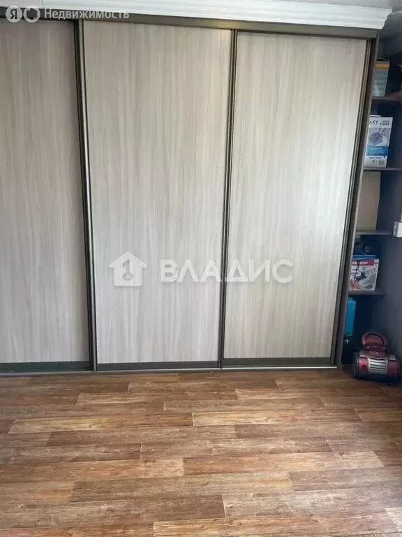 Дом в село Нижний Саянтуй, улица Дружбы (167 м) - Фото 1