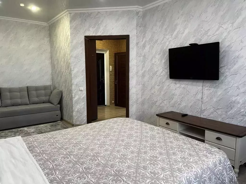 1-к кв. Краснодарский край, Краснодар ул. Имени Жлобы, 141 (40.0 м) - Фото 2