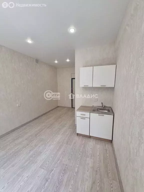 Квартира-студия: Воронеж, улица Космонавтов, 38 (16.9 м) - Фото 1