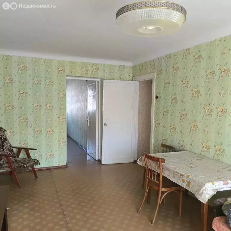 3-комнатная квартира: Слюдянка, Советская улица, 40 (56.2 м) - Фото 2