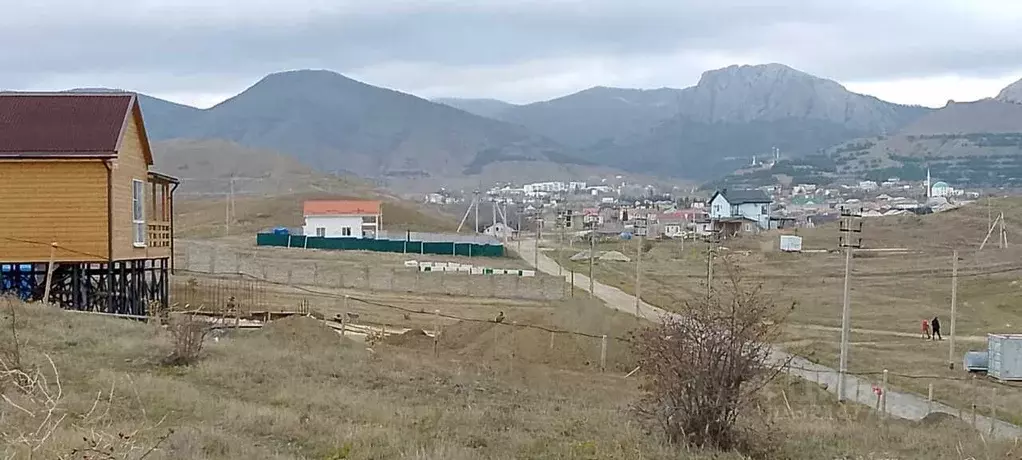 Участок в Крым, Судак муниципальный округ, с. Солнечная Долина ул. ... - Фото 0