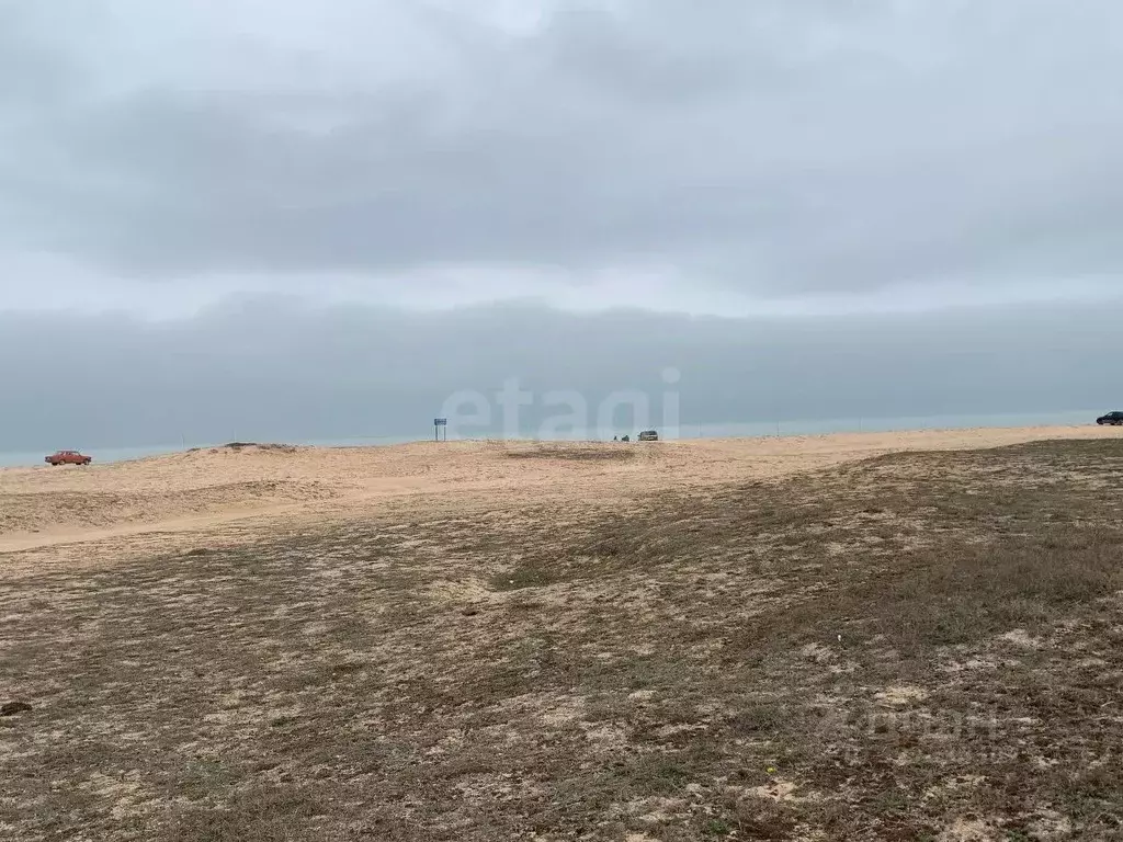 Участок в Крым, Ленинский район, Семисотское с/пос, с. Соляное ул. ... - Фото 1