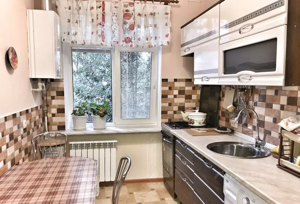 2-к кв. Крым, Ялта ул. Володарского, 5 (60.0 м) - Фото 1