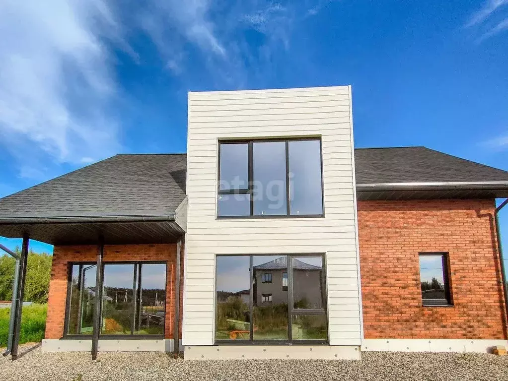 Дом в Ярославская область, Ярославский муниципальный округ, д. Красный ... - Фото 1