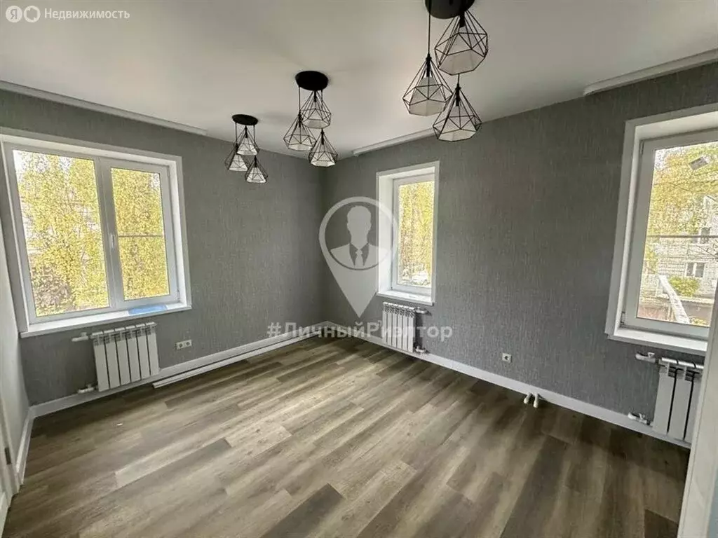 2-комнатная квартира: Рыбное, площадь Ленина, 10 (54.3 м) - Фото 2