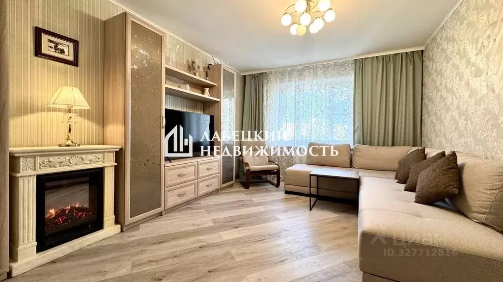 3-к кв. Санкт-Петербург ул. Беринга, 23к2 (86.6 м) - Фото 1