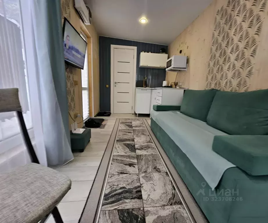 Дом в Краснодарский край, Сочи Красная Поляна пгт, ул. Защитников ... - Фото 1